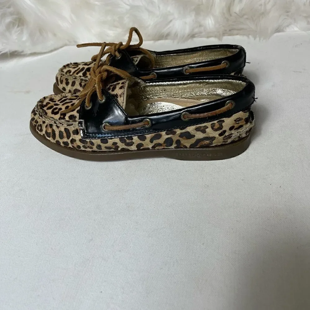 Sperry Too Sider Calf hair leopard prints & black patent leather size 7.…
